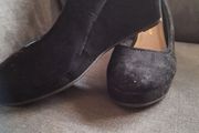 Wedge Court Shoes .. Size: 5 UK .. 38 EU
