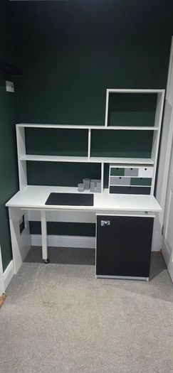 Extension office desk with shelving