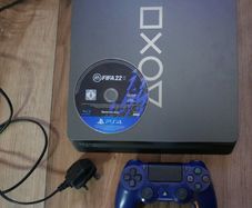 Sony PlayStation 4 PS4  1TB