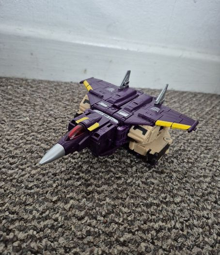 Transformers Legacy Blitzwing