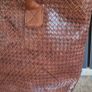 brown leather woven shoulder bag Image 7