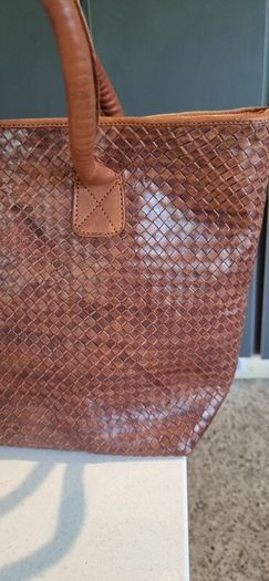 brown leather woven shoulder bag