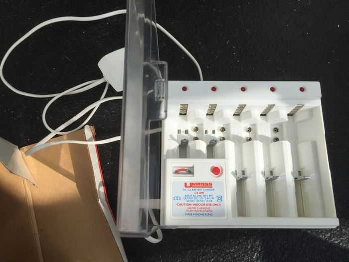 1980's Unicross Battery Charger