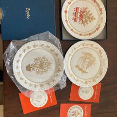 Spode Christmas plates