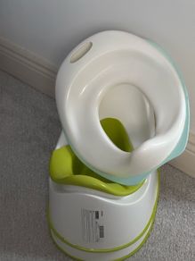 2 Potties and 1 WC Toilet seat