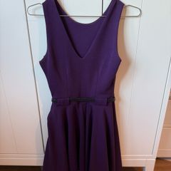 Ladies women purple mini dress, in very good condition