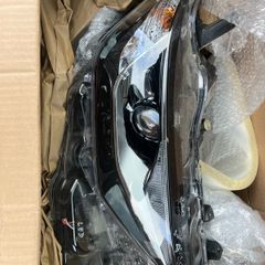 Toyota Auris headlight
