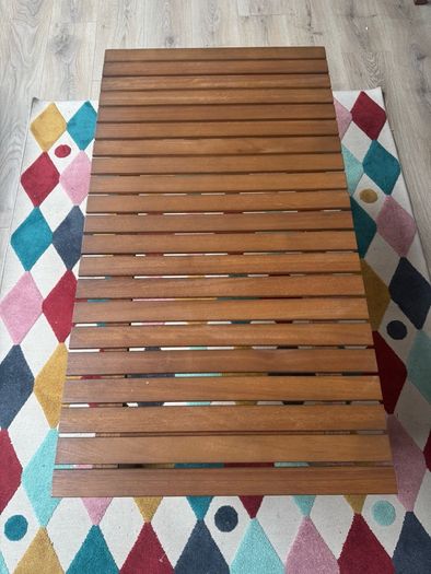 1 x 2 seater, 2 x single seaters & coffee table lounge set