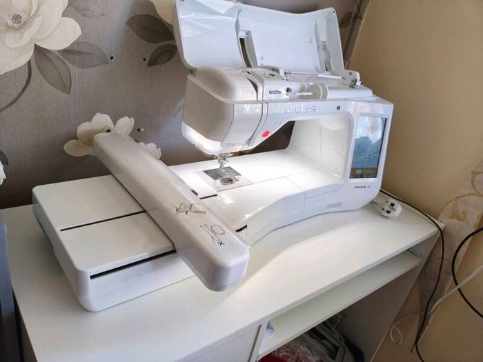 Brother Innovis-V3 embroidery machine