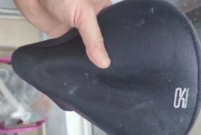 Black Gel Bicycle Saddle Cover