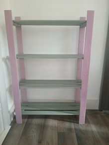 Open storage shelf
