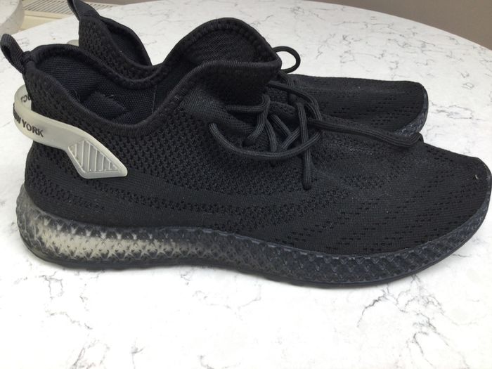 PP1 YASSO PONY  Mens Athleisure shoes size  9.5 UK/ EU 44