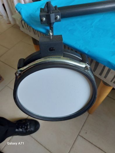 YAMAHA DD-65 Digital Percussion and Fame DD602 V2 Electronic Drum Kit and MS20 Music Stand plus all accessories