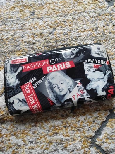 Marilyn Monroe wallet