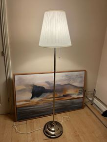 Floor lamp