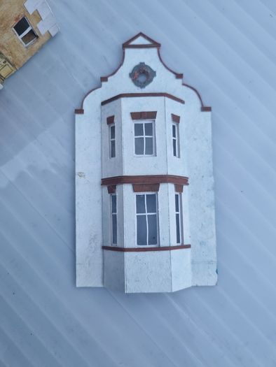 Model buildings