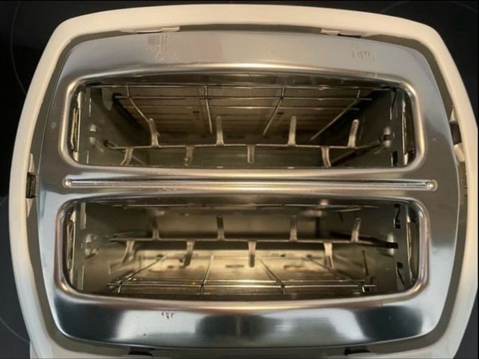 Toaster Russle Hobbs two slice white