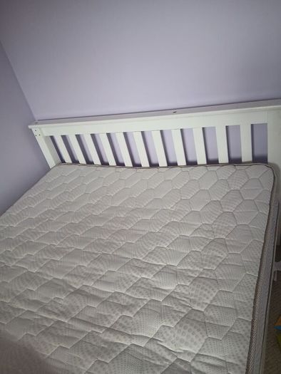 Triple bunk bed