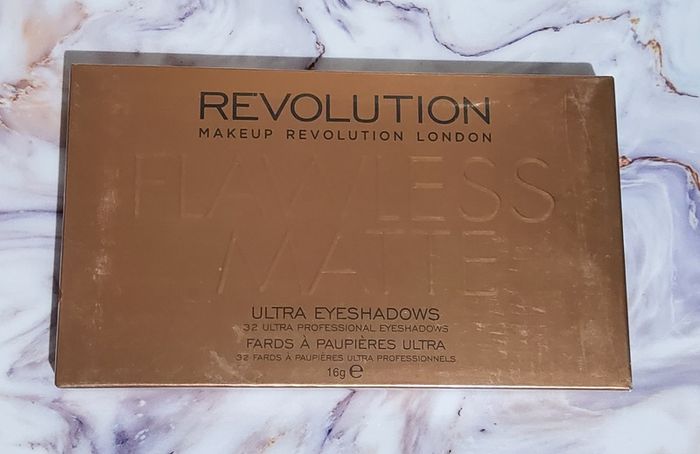 Revolution Ultra 32 Eyeshadow Palette Flawless Matte - New