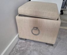 pouffe with tray