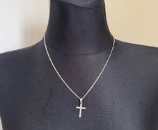 925 sterling silver chain with cross pendant