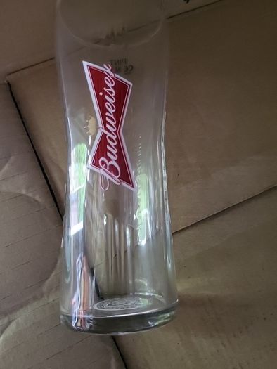 Budweiser pint glasses x24