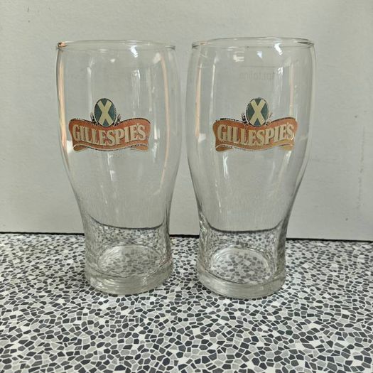 Pair of early 90s Scottish  Gillespies Malted Stout Pint glasses beer glasses