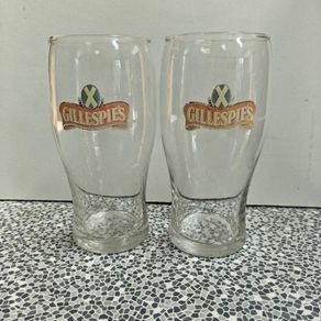 Pair of early 90s Scottish  Gillespies Malted Stout Pint glasses beer glasses