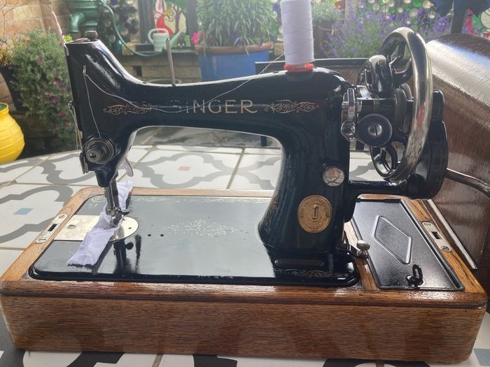 Antique singer 99 K sewing machine