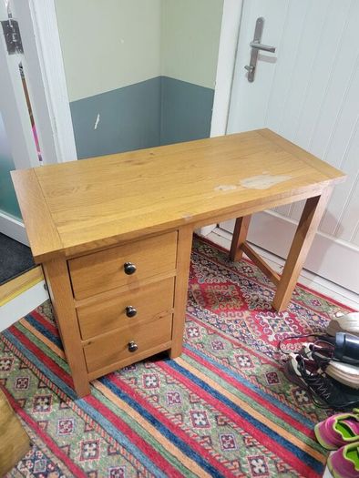 desk