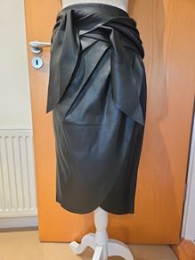 zara black faux leather skirt uk10