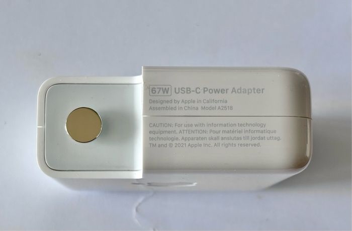 Apple 67 watt power adapter