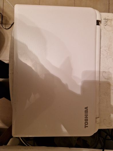 Toshiba Sattelite 15.6 inch Laptop, i3 Core, 4GB Ram, 1 Terrabyte HDD, White, Windows 10 Home