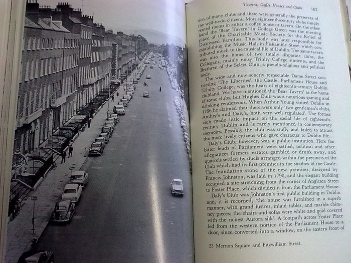 Dublin by Desmond Clarke History of the city