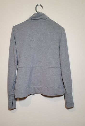wilson golf  jumper size large grey in great condition