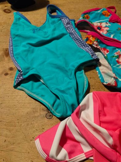 Girls age 4, Swim suits, Bikini, Dunne Stores.