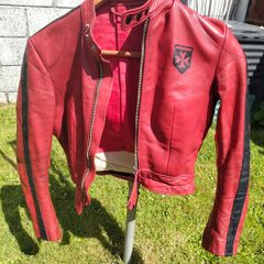 Ladies leather motorbike suit