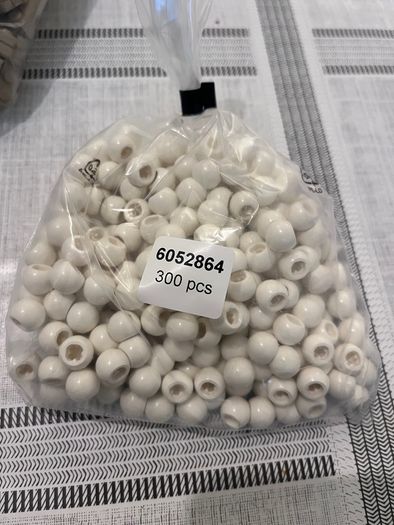 LEGO 5300 piece's 23 bags