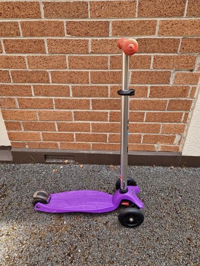 Micro Maxi Deluxe Scooter Purple