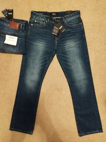 2 x Classic Bootcut Diesel Jeans 34/34