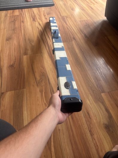 2x pool cue 1 piece - 3/4 split cue protecting case