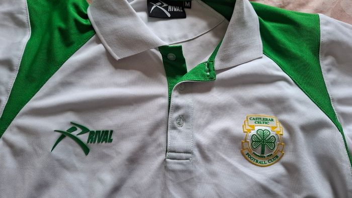 Castlebar Celtic Football Club Rival Football Jersey (Adult Medium) FREE POST