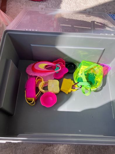 Barbie clothes, shoes, bags, jewellery and accessories