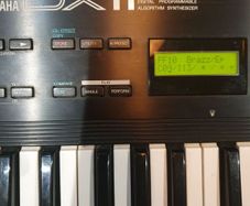 Yamaha DX11 FM synthesizer