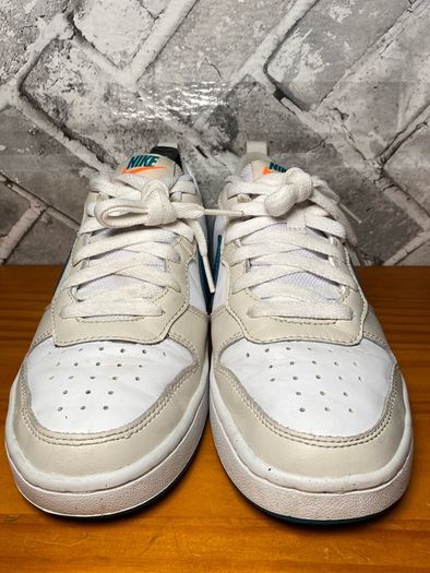 Nike Court Borough Ladies/Boys Trainers UK5 EU38