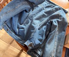 Levi's Retro Vintage jacket, bought in Texas, barely used. Size XL