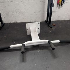 Fit-Equip Commercial pull up bar
