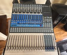 PreSonus 16/4/2 Digital Mixer+Flightcase+Stand
