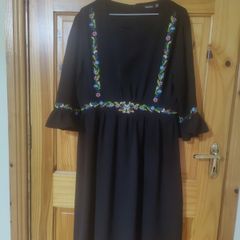 ladies boohoo dress