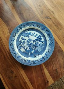 Churchill Japanese Willow Pattern Plate